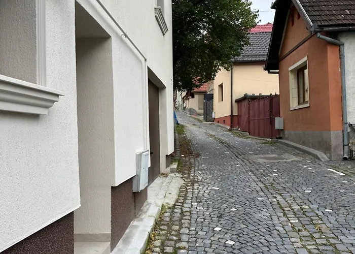 아파트 Schei House *